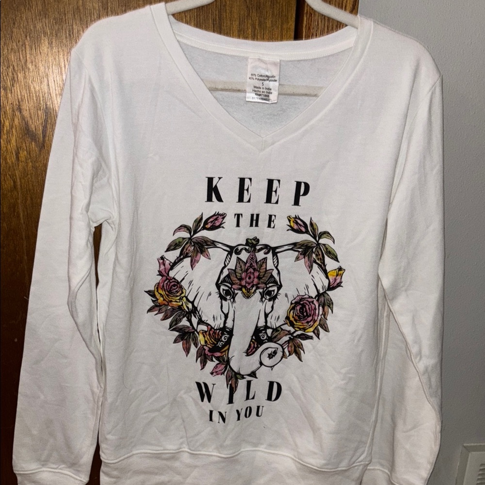 White and Pink V-Neck Sweater with Nature-Inspired Design